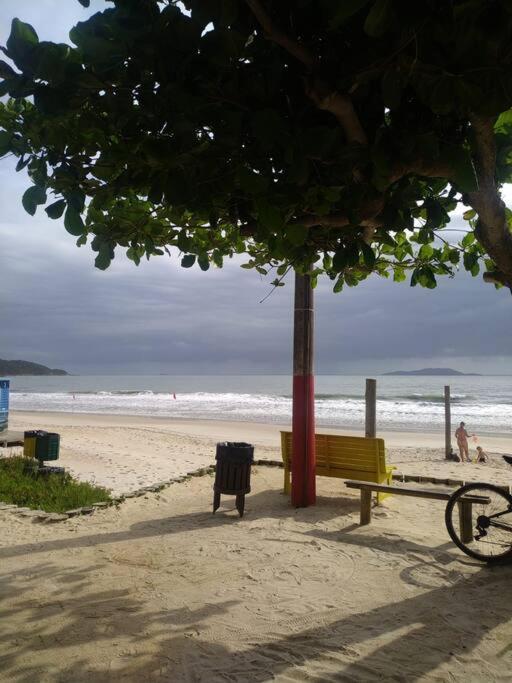 Apto 80M Da Praia Grande Vista Mar! Governador Celso Ramos Kültér fotó